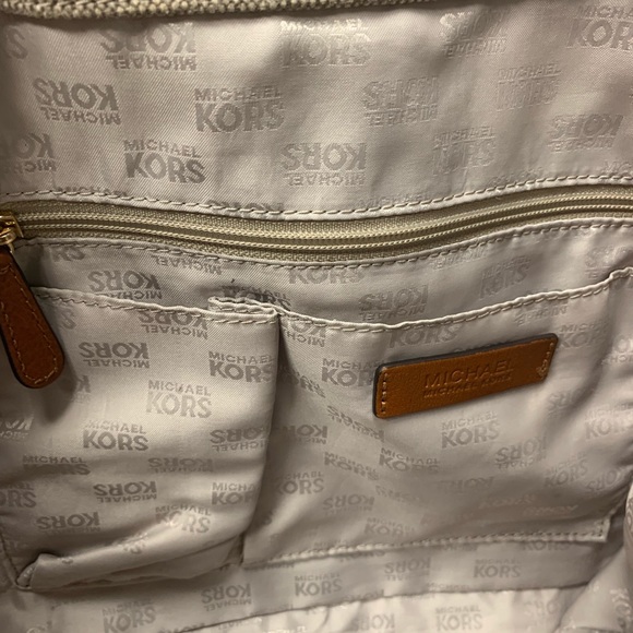 Michael Kors Bag - Picture 5 of 6